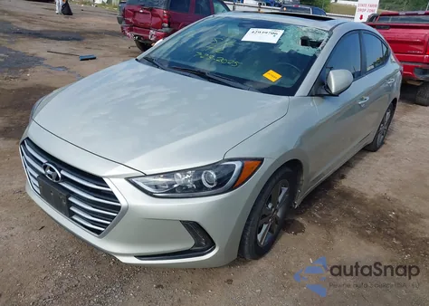 2018 Hyundai Elantra Value Edition из США, поврежденный, VIN 5NPD84LF4JH306897